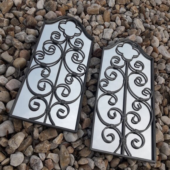 2 Mirrors Set of 2 Wall Mirror Wrought Iron Metal and Glass Vintage Wall Hanging - Picture 5 of 10